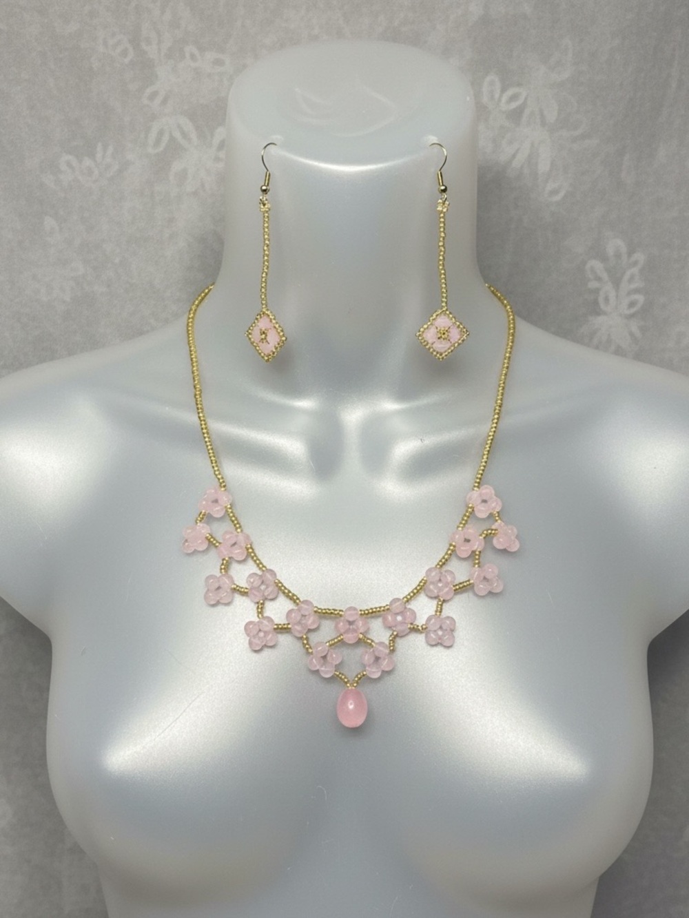 Delicate Pink gold rose quartz Floral Bead Necklace & Earrings Set
